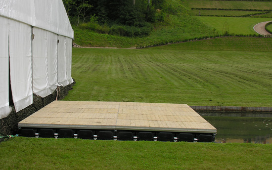 185-620790 Jetfloat installed with wooden deck of 5x5m