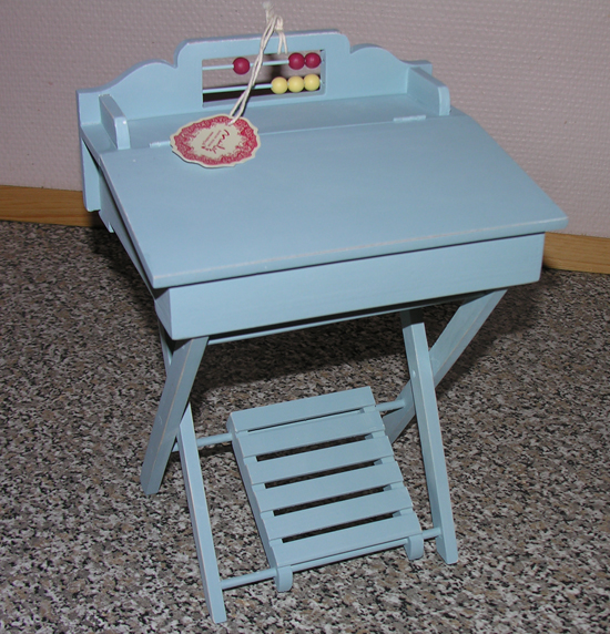 800-1010 School desk - light blue