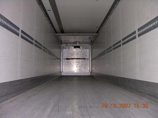 Semi-trailer for refrigeration and freezing of up to 30 EuroPallets - Own refrigeration plant