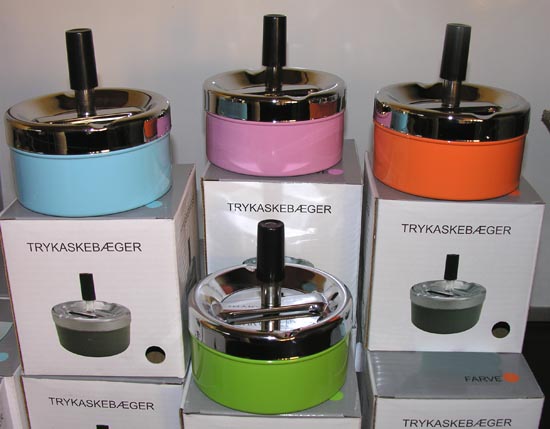 Outdoor ash tray in assorted colours