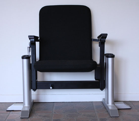 185-999 VIP-chair with cover