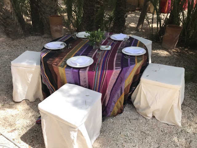 185-01740 Maroc / Berber tablecloth silk dif.. colours  2x3m